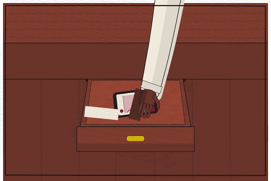 The till, closed.